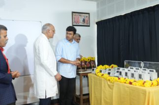 ಸಂಸದ ತೇಜಸ್ವಿ ಸೂರ್ಯ ಅವರಿಂದ ಶ್ರೀ ಶಂಕರ ಕ್ಯಾನ್ಸರ್ ಫೌಂಡೇಶನ್‌ಗೆ  ವೈದ್ಯಕೀಯ ಉಪಕರಣಗಳ ಹಸ್ತಾಂತರ
