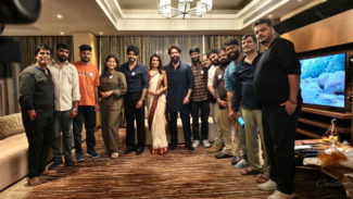 *‘ಪ್ರೇಮದ ಊರಲಿ’ ಬ್ಲಾಕ್‌ಬಸ್ಟರ್ ಚಿತ್ರತಂಡವನ್ನು ಖುದ್ದಾಗಿ ಭೇಟಿಯಾಗಿ ಅಭಿನಂದಿಸಿದ ಯಶ್!…